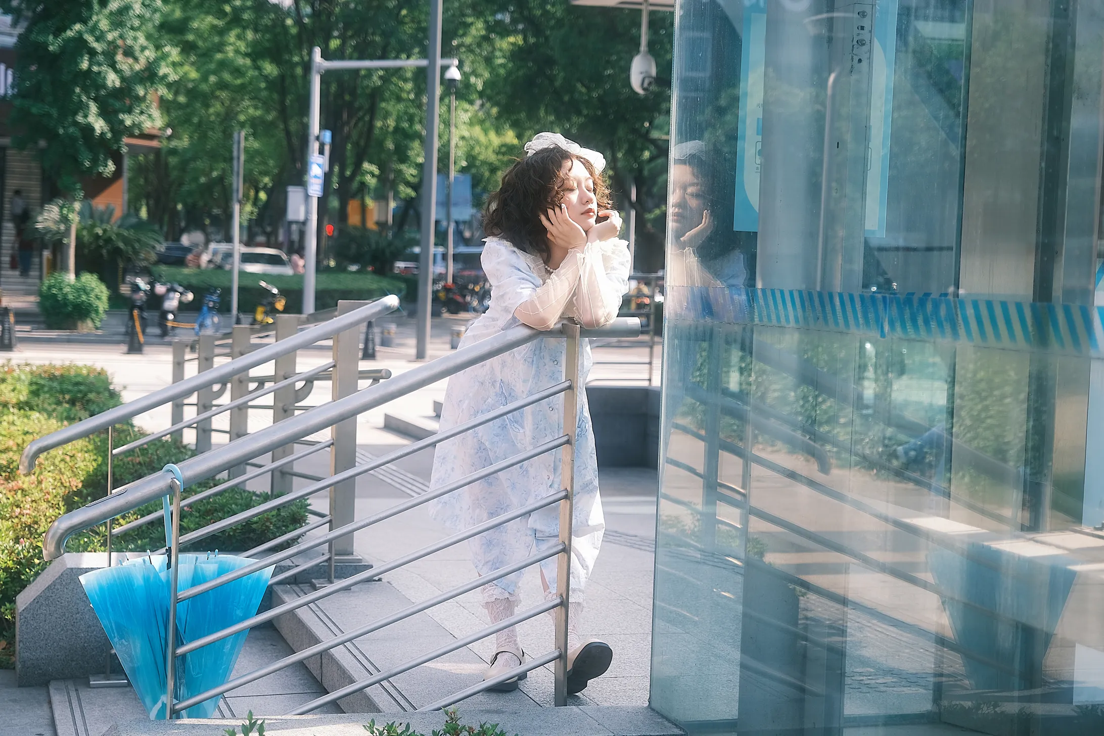 [YITUYU] 2022.12.09 Vol.2633 – Alice in the City Xinxin#[23P]-13