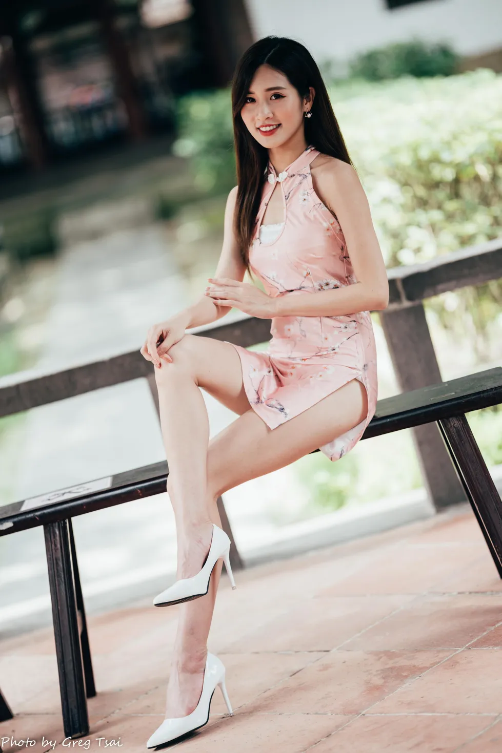 [Mzsock] NO.138 Zhang Jun pink short cheongsam stockings high heels beautiful legs street photography#[36P]-1