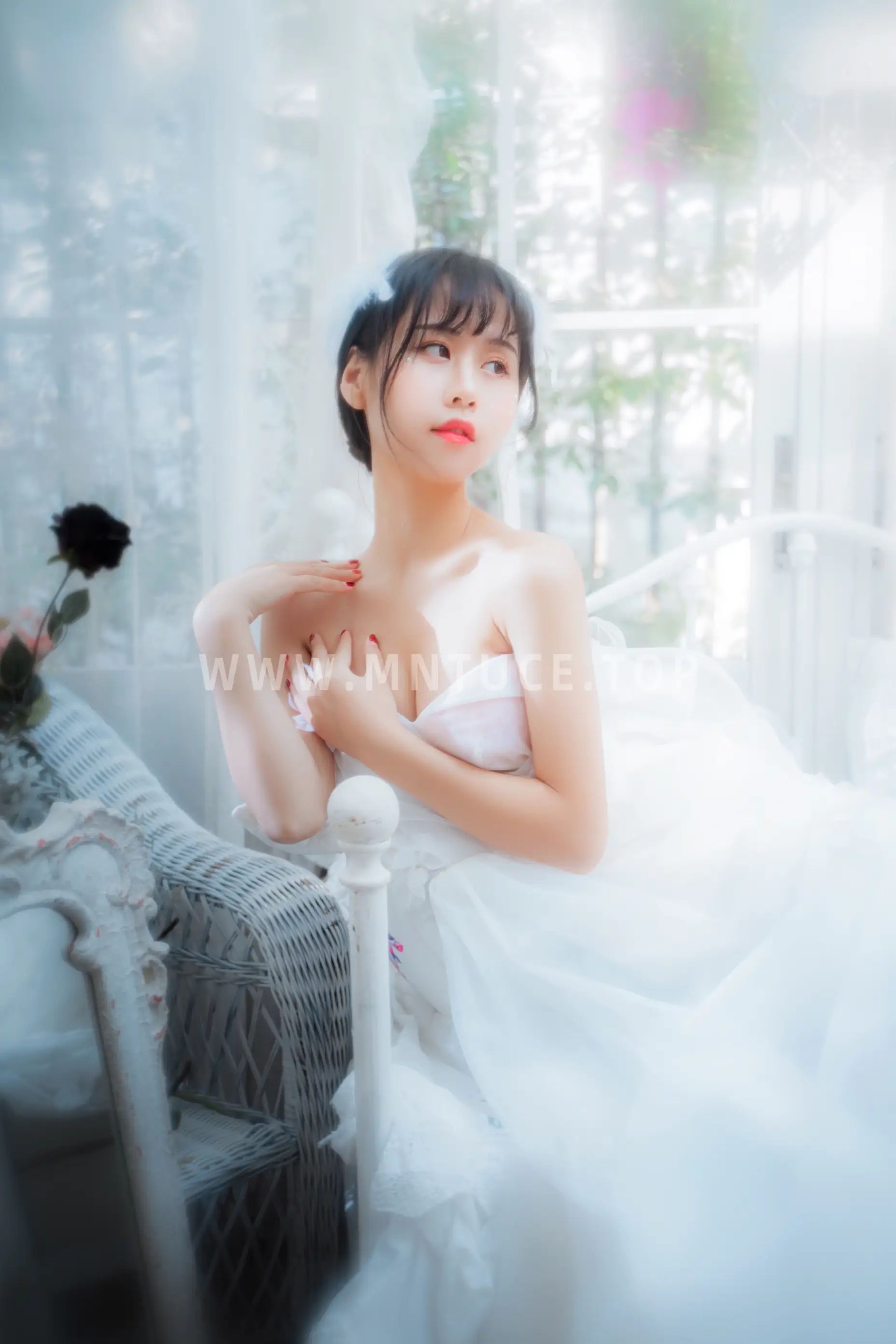 [YITUYU] 2022.05.28 Vol.1008 – Pure White Flower Marriage bud o0#[33P]-14